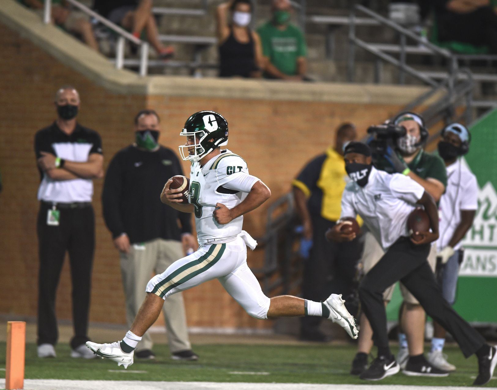UNT-MTSU four downs